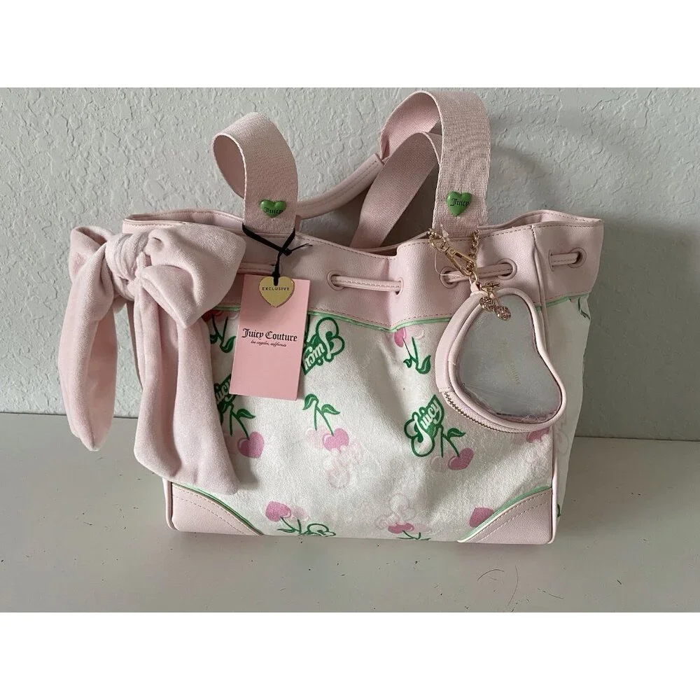 Juicy Couture colors pet