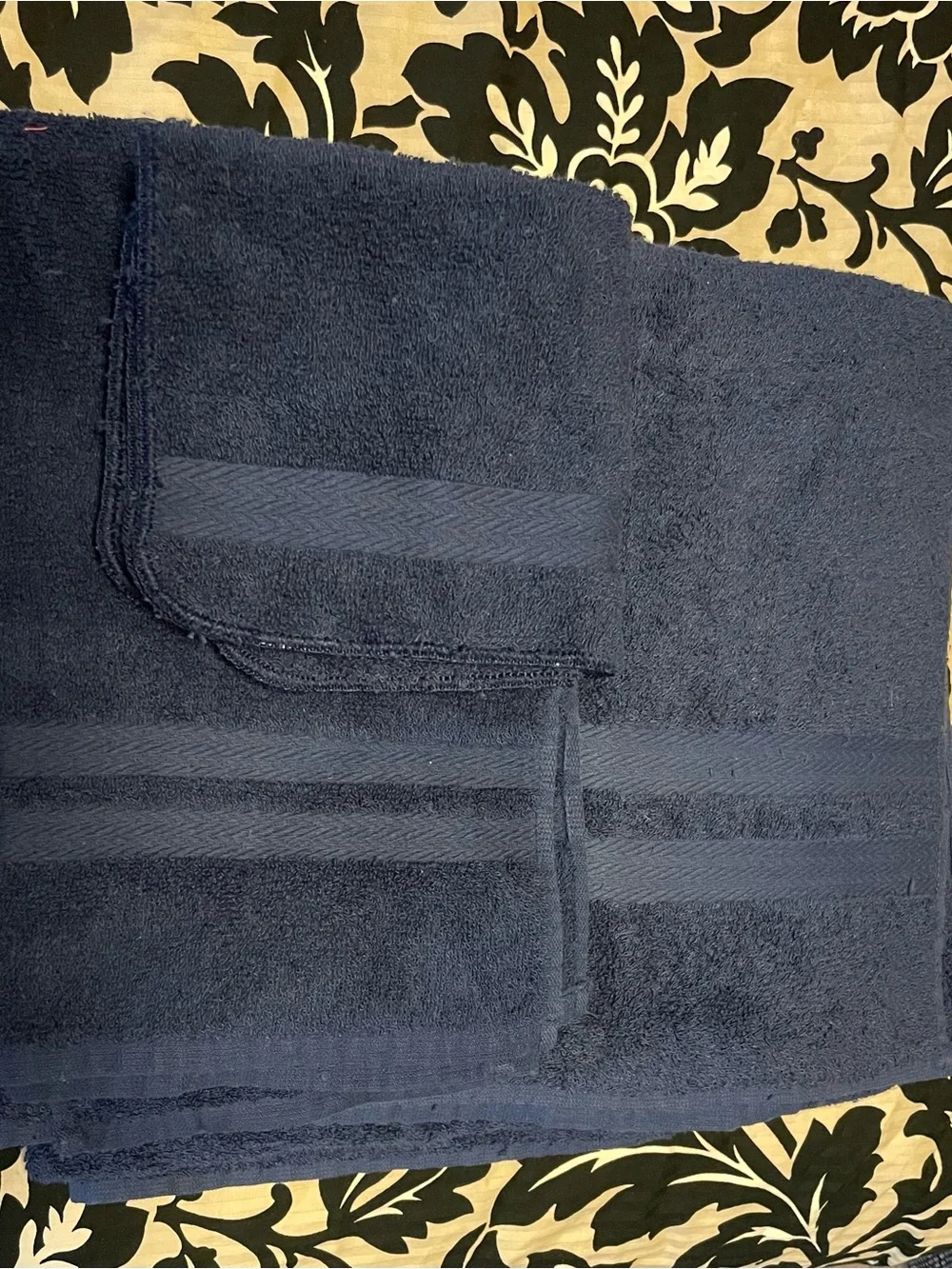 JC Penny home collection six piece towel set