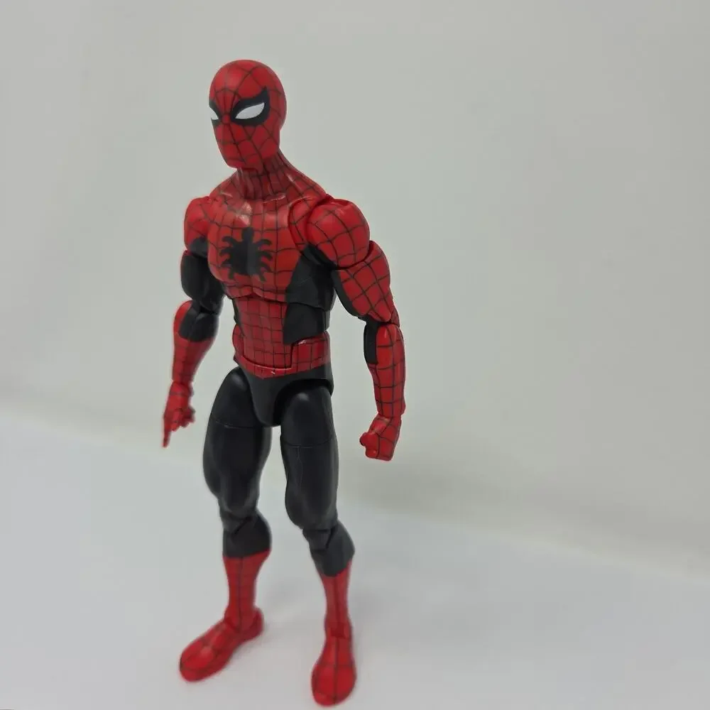 Hasbro Marvel Legends 60th Amazing Fantasy Spiderman Action Figure
