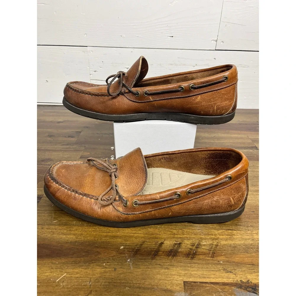 L.L. Bean day stitching