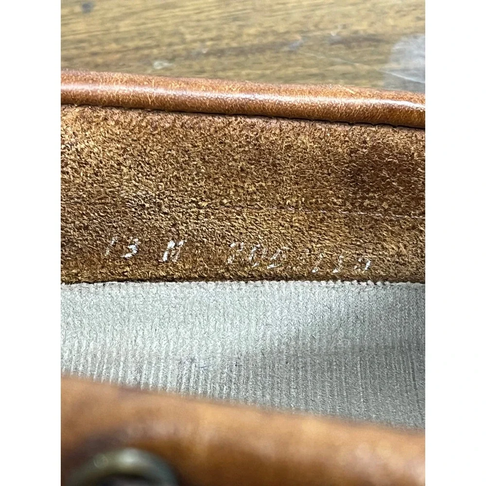 L.L. Bean padded lacing natural