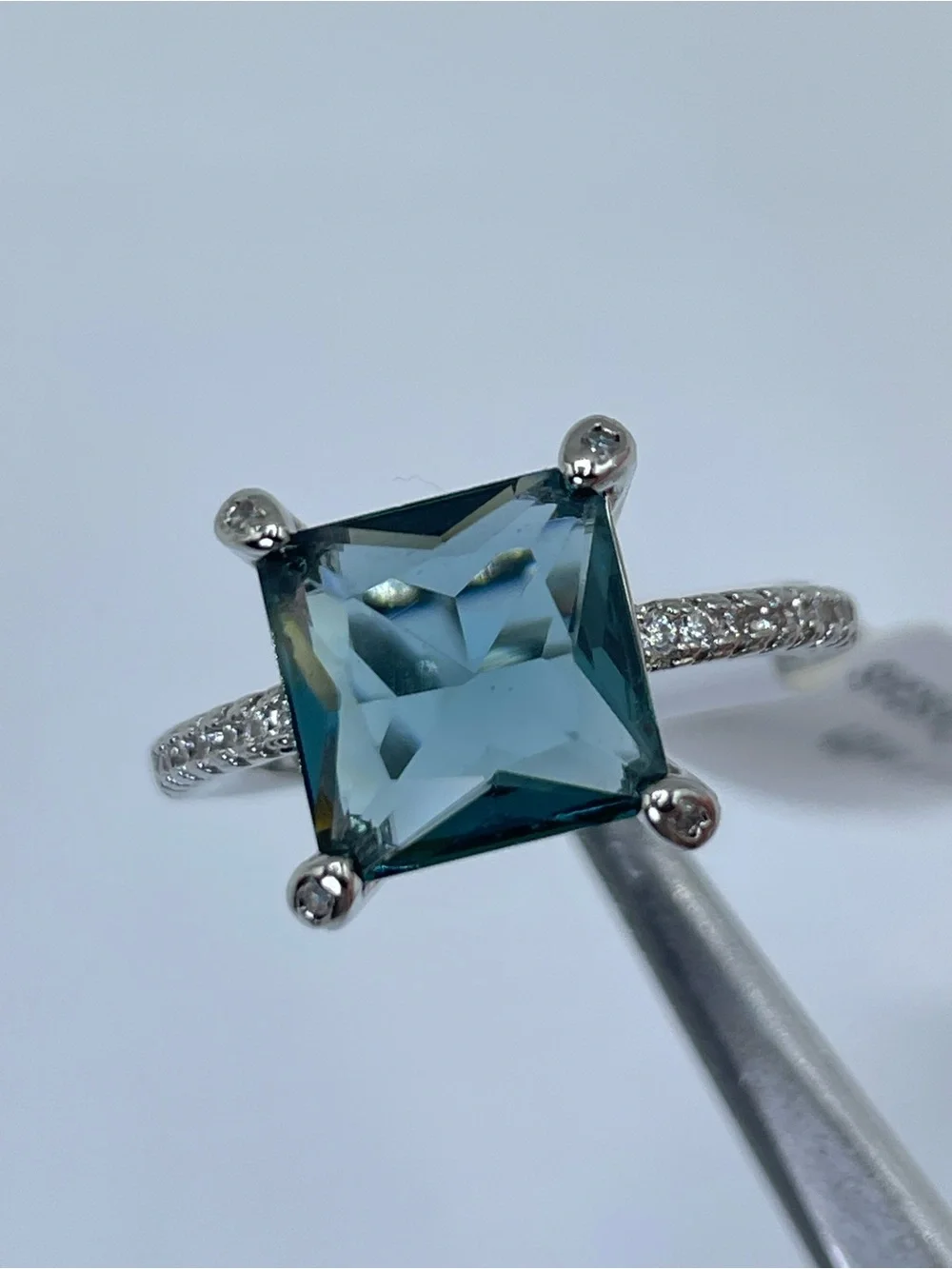 Swarovski Crystal Elements Teal Blue Princess Cut Solitaire Ring Sz 6
