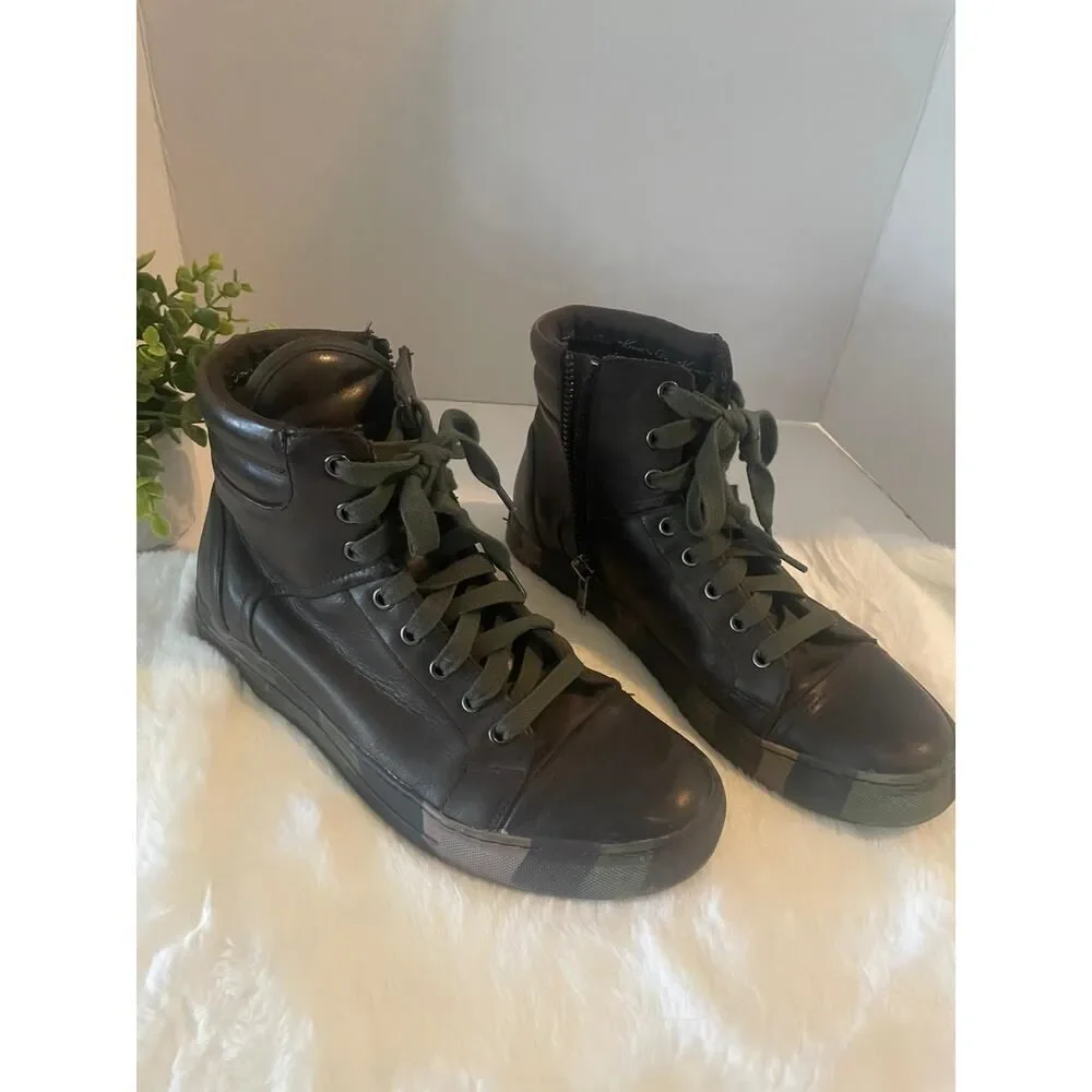 Kenneth Cole kenneth cole