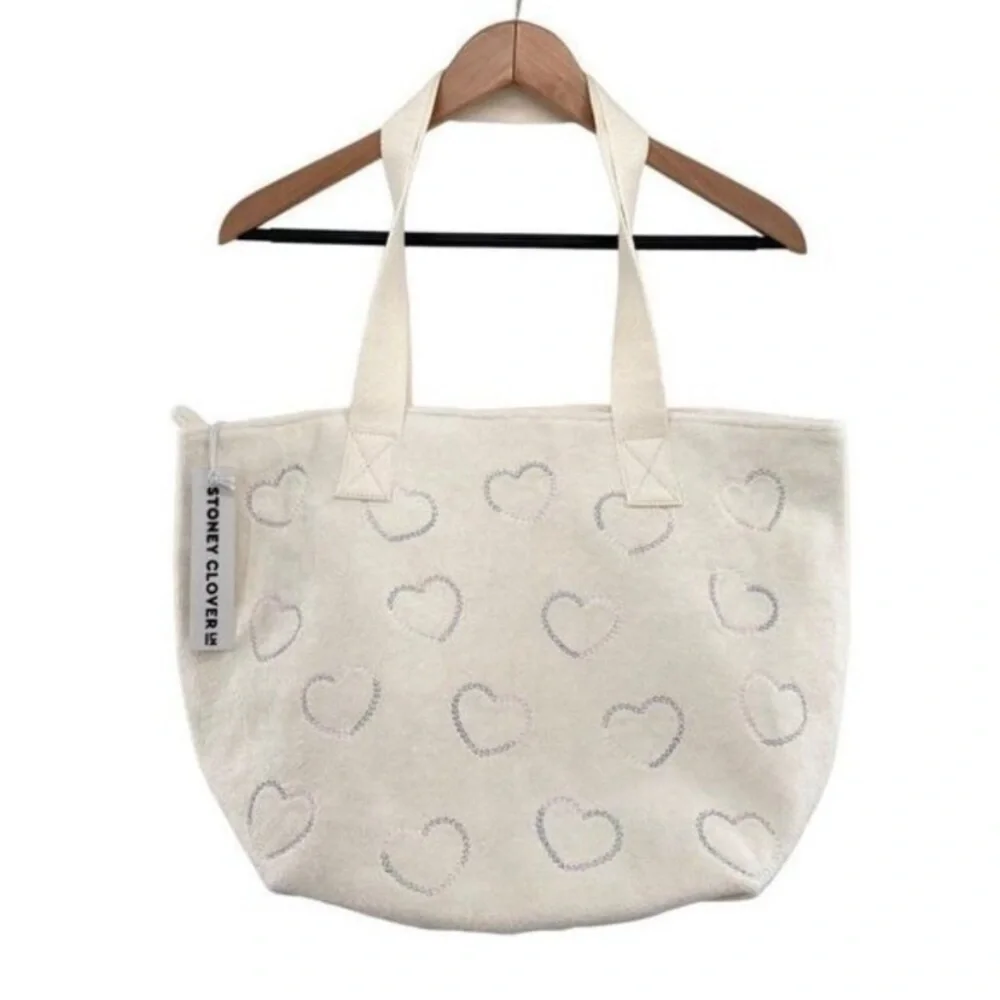 Stoney Clover Lane tote print clover