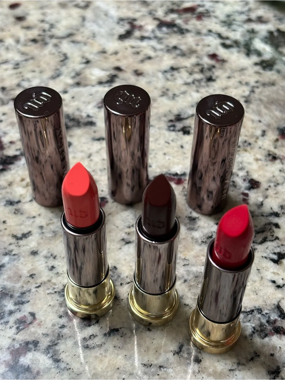 ✨New✨Urban Decay Trio Lipstick Set — Snitch, Disturbed, 714