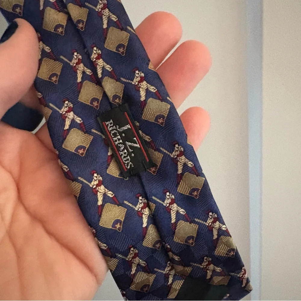 Vintage: Nordstrom / J.Z. Richards •‎ All Silk Baseball Tie