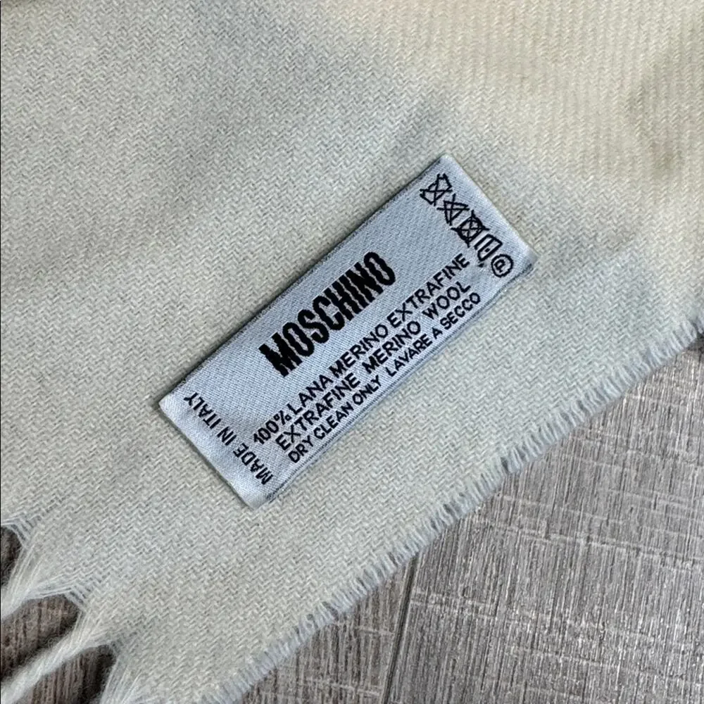 Moschino women’s cream
