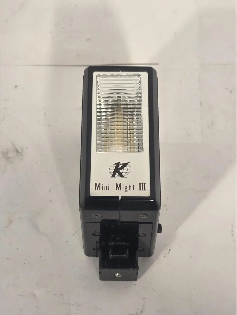 Vintage K Mini Might III Hot Shoe Camera Flash Universal Black Compact Unit