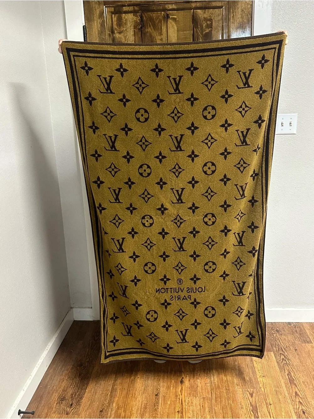 Louis Vuitton luxurious louis