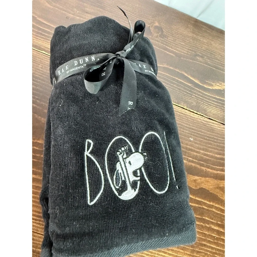 Rae Dunn Peanuts Snoopy Boo!‎ Halloween Black Hand Towels 2 pk Brand New