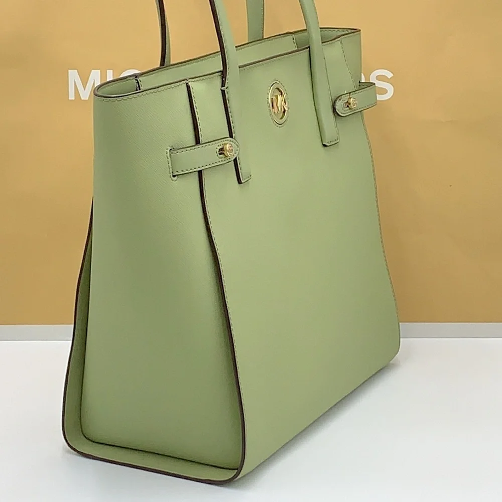 Michael Kors front slip 100%