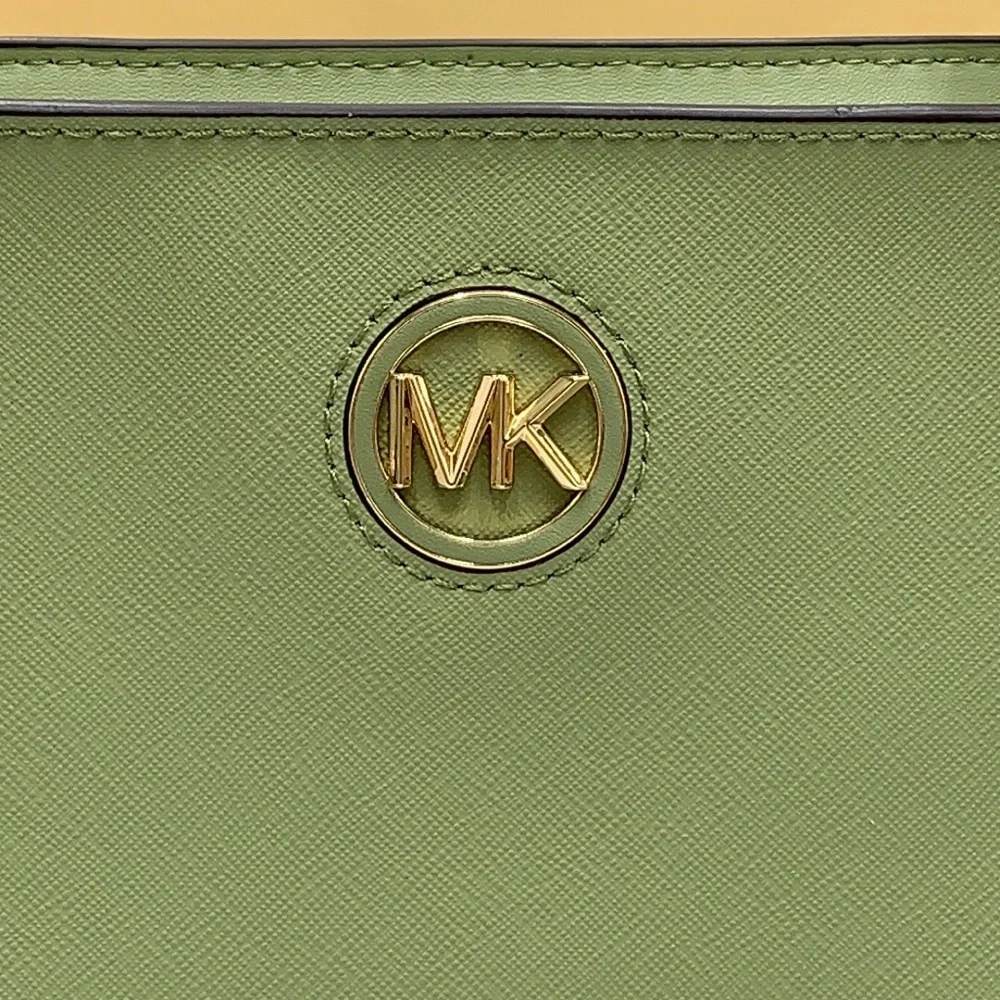 Michael Kors front saffiano tote