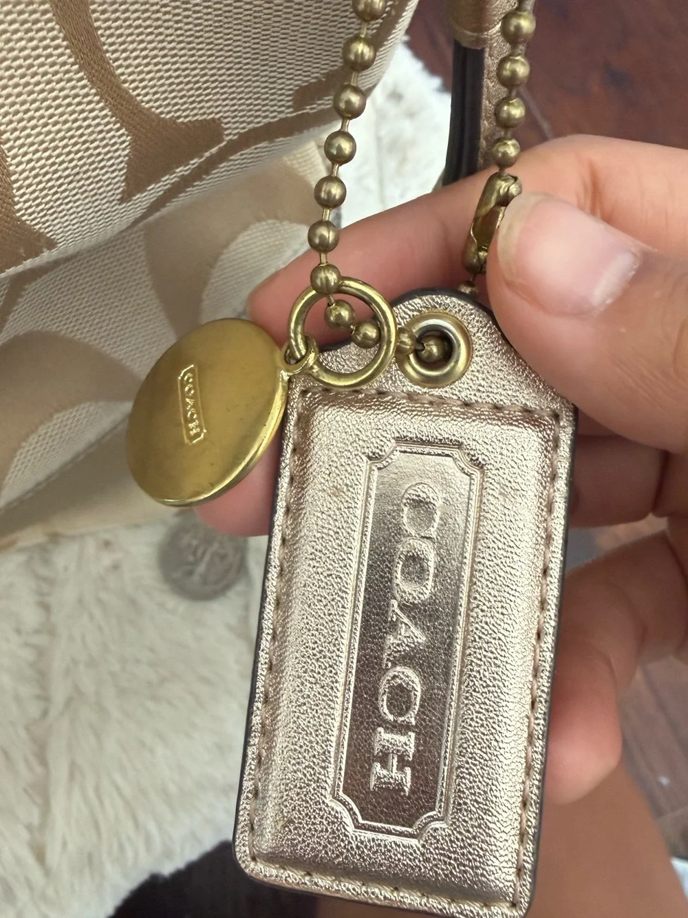 Coach tote signature