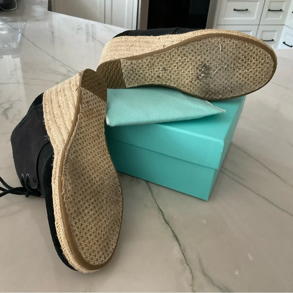 Toms women’s desert