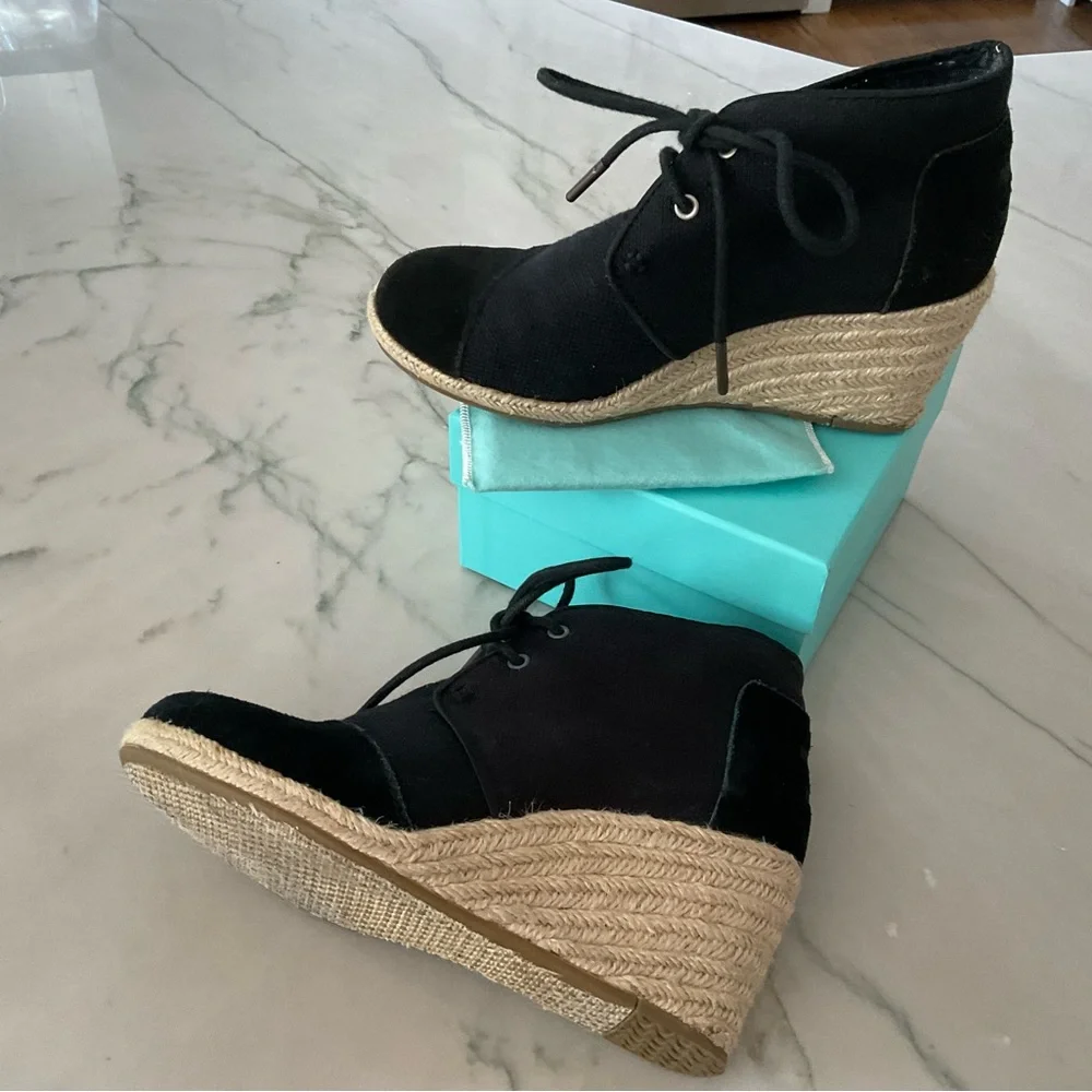 Toms women’s desert