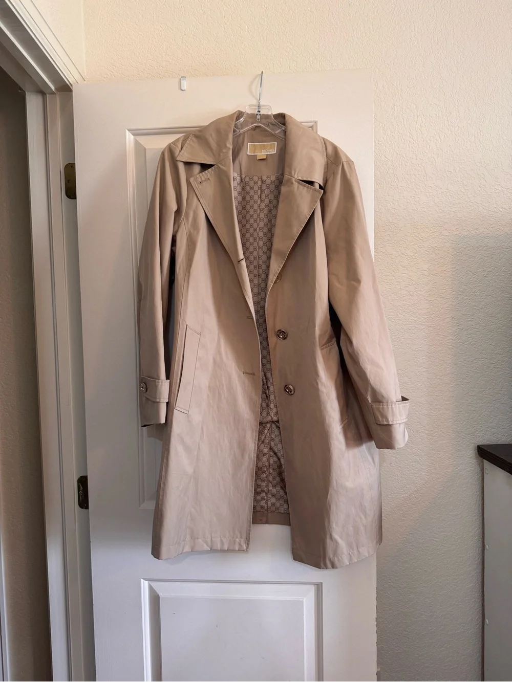Michael Kors Beige Women's Trench Coat - Classic Single-Breasted