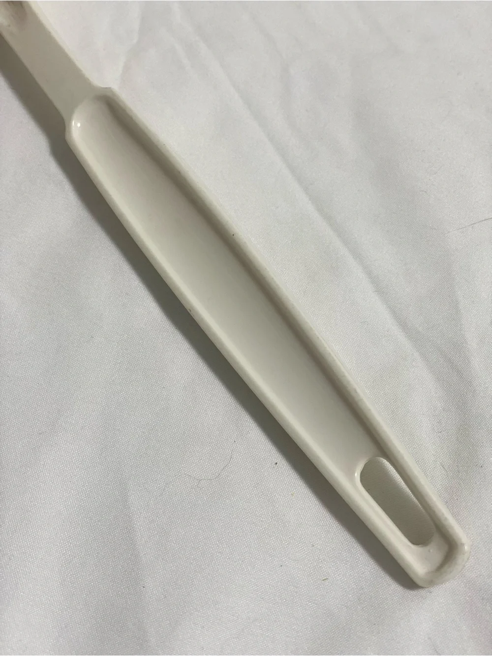 Ekco cream colored