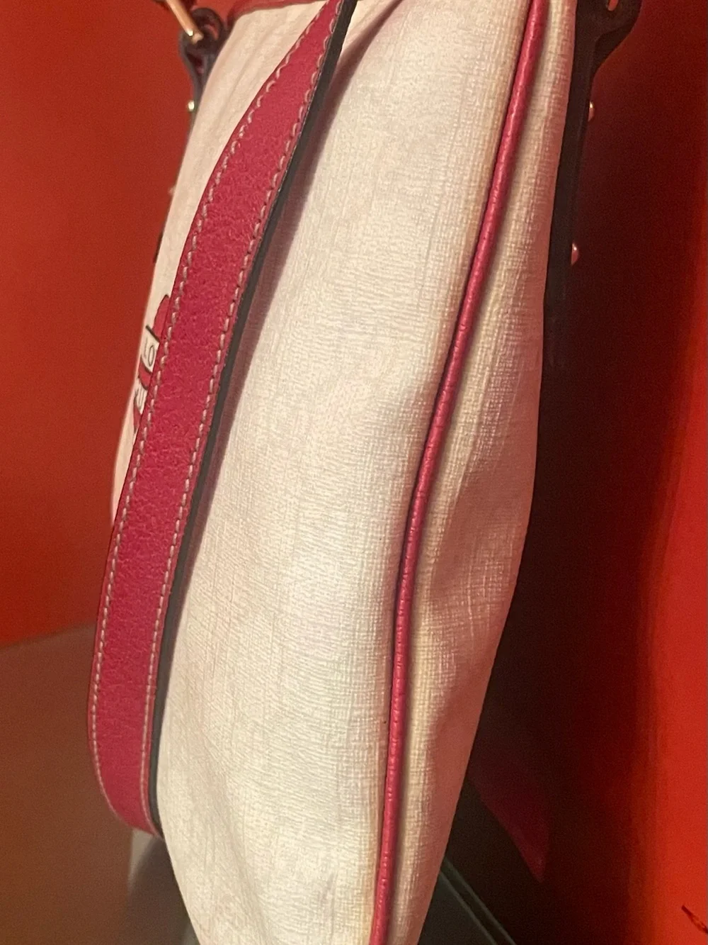 Gucci preowned white