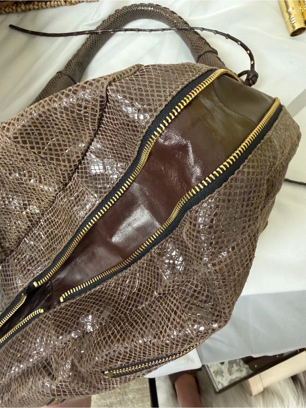 Dr Yannay stylish taupe