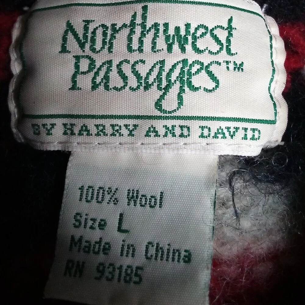 Vintage Northwest Passages Pacific Northwest Totem Art Wool Crewneck Sweater