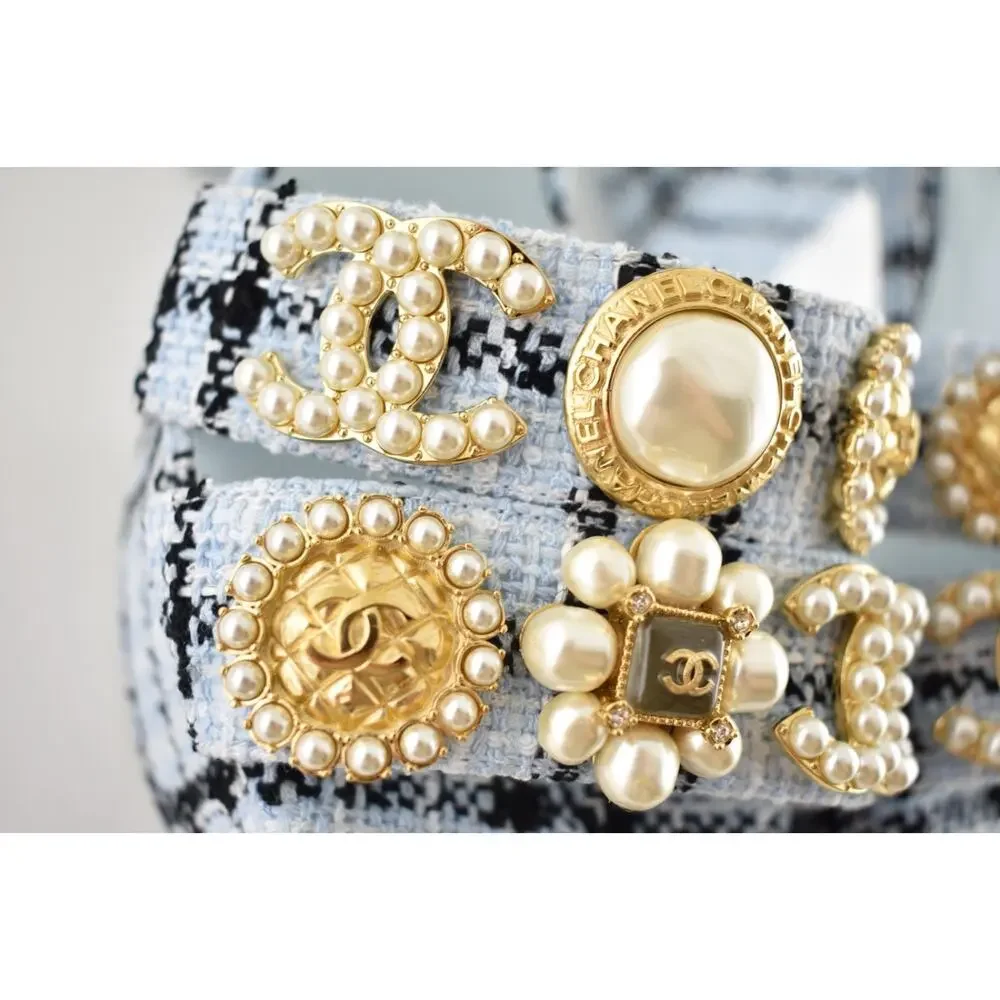 CHANEL 25s blue