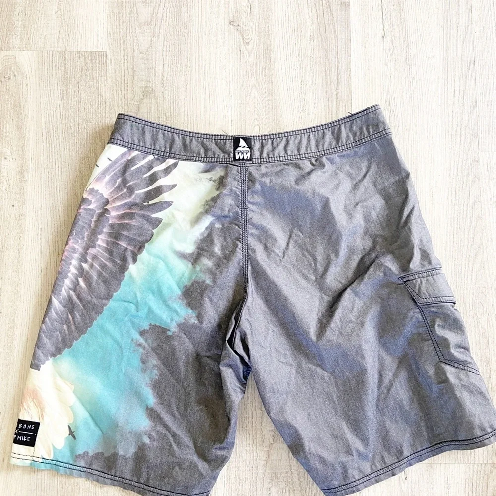 Billabong white mike