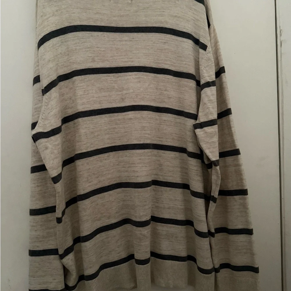 Structure Beige and Black Knitwear