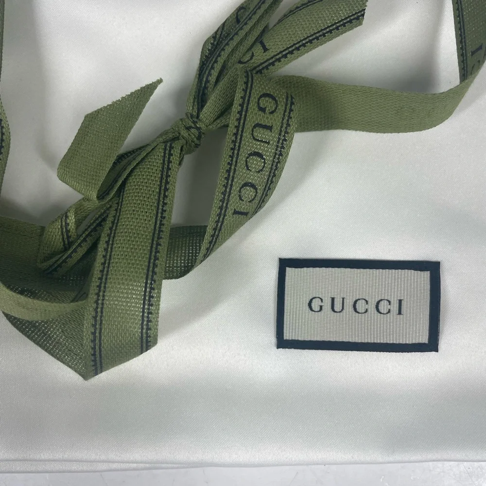 Gucci questions looking business
