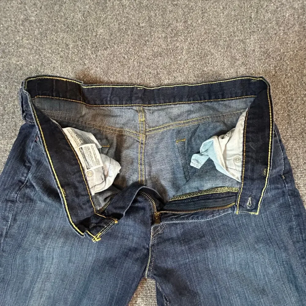 Levis these levi