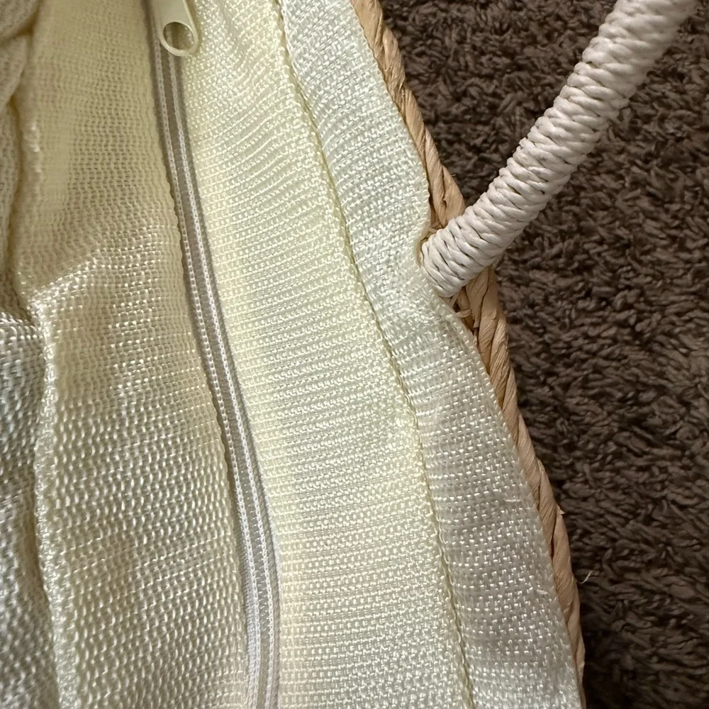 artesanas stylish woven