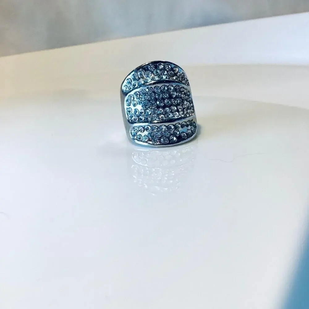 Other massive rhinestone
