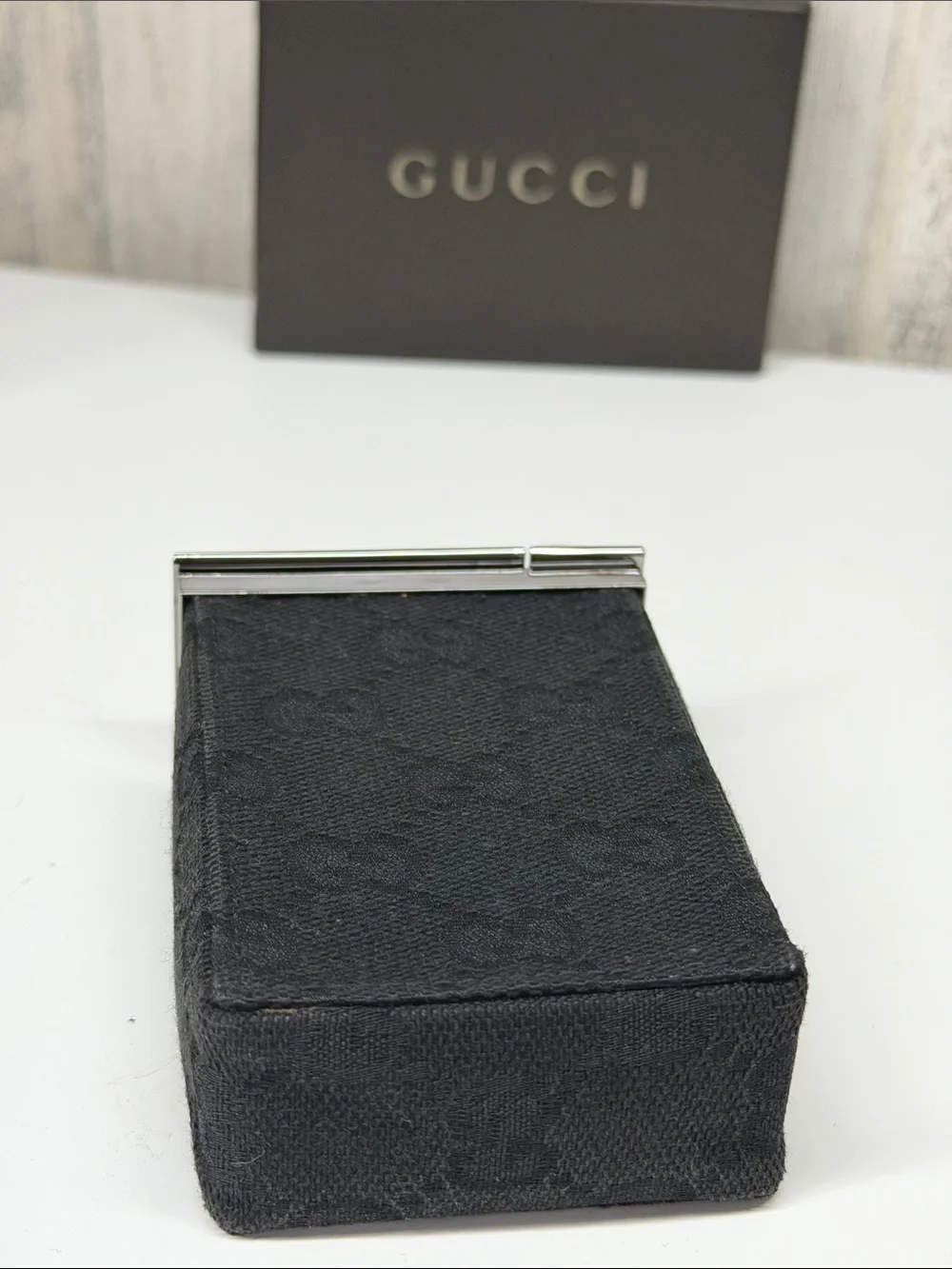 Gucci elegant black
