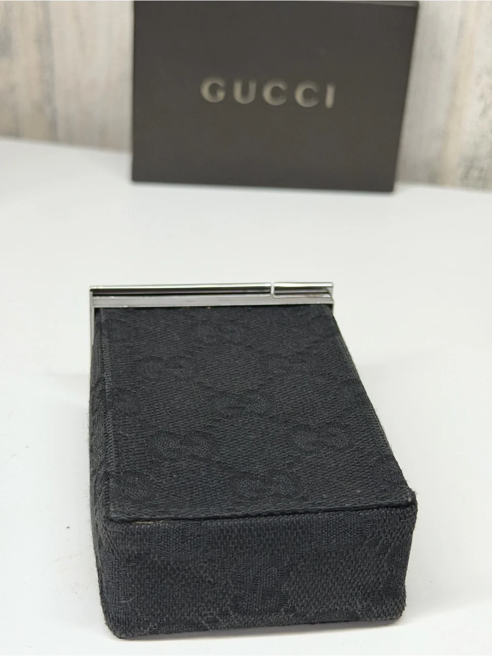 Gucci elegant black