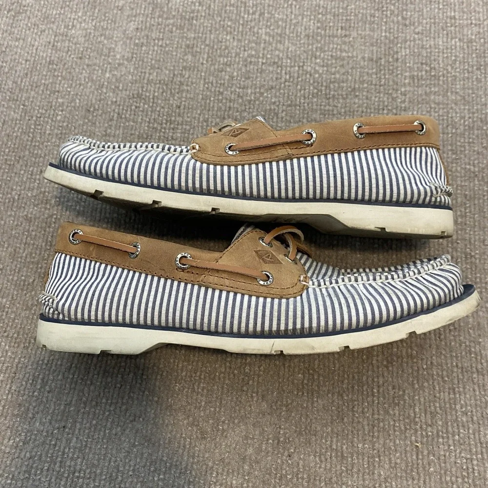 Sperry variation interior