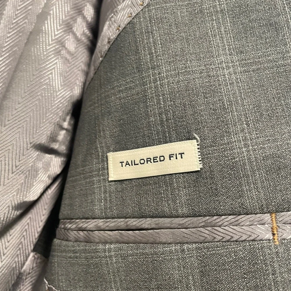 Joseph Abboud Mens 46R Grey Plaid Super 120 Wool Blazer Tailored Fit Made in USA