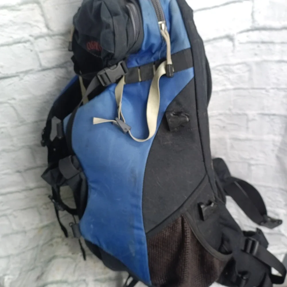 Osprey Eclipse 42 Technical Backpack Blue Black Hiking Climbing Bag Size Small