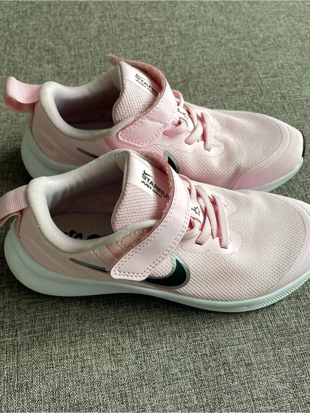 Nike star runner