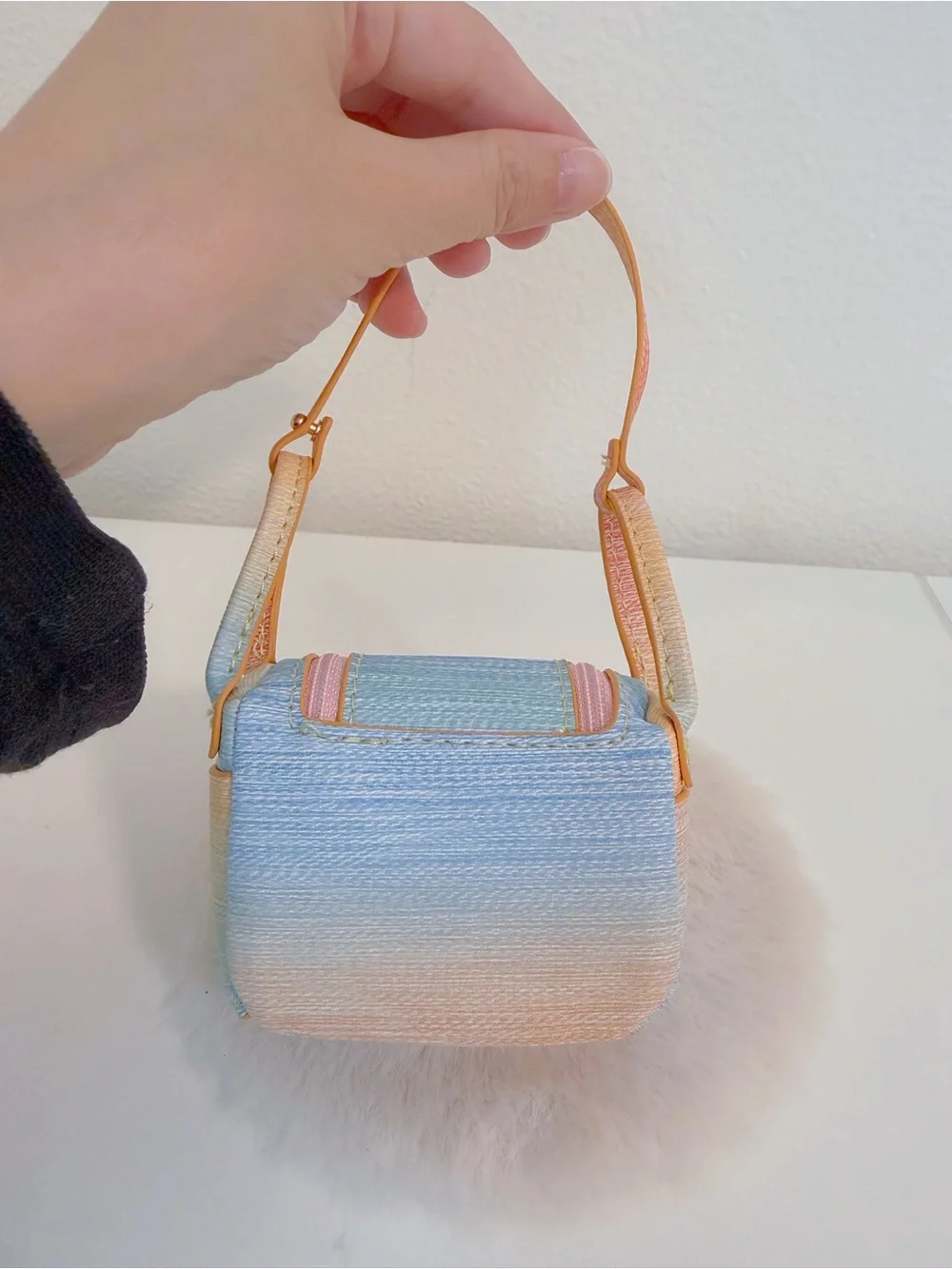 N/A mini woven