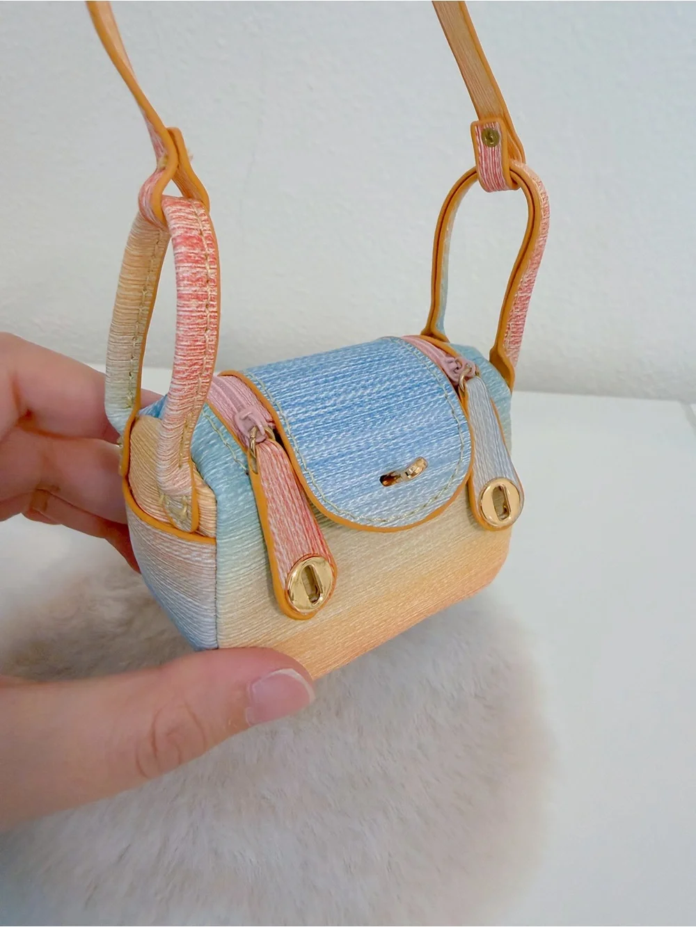 N/A mini woven
