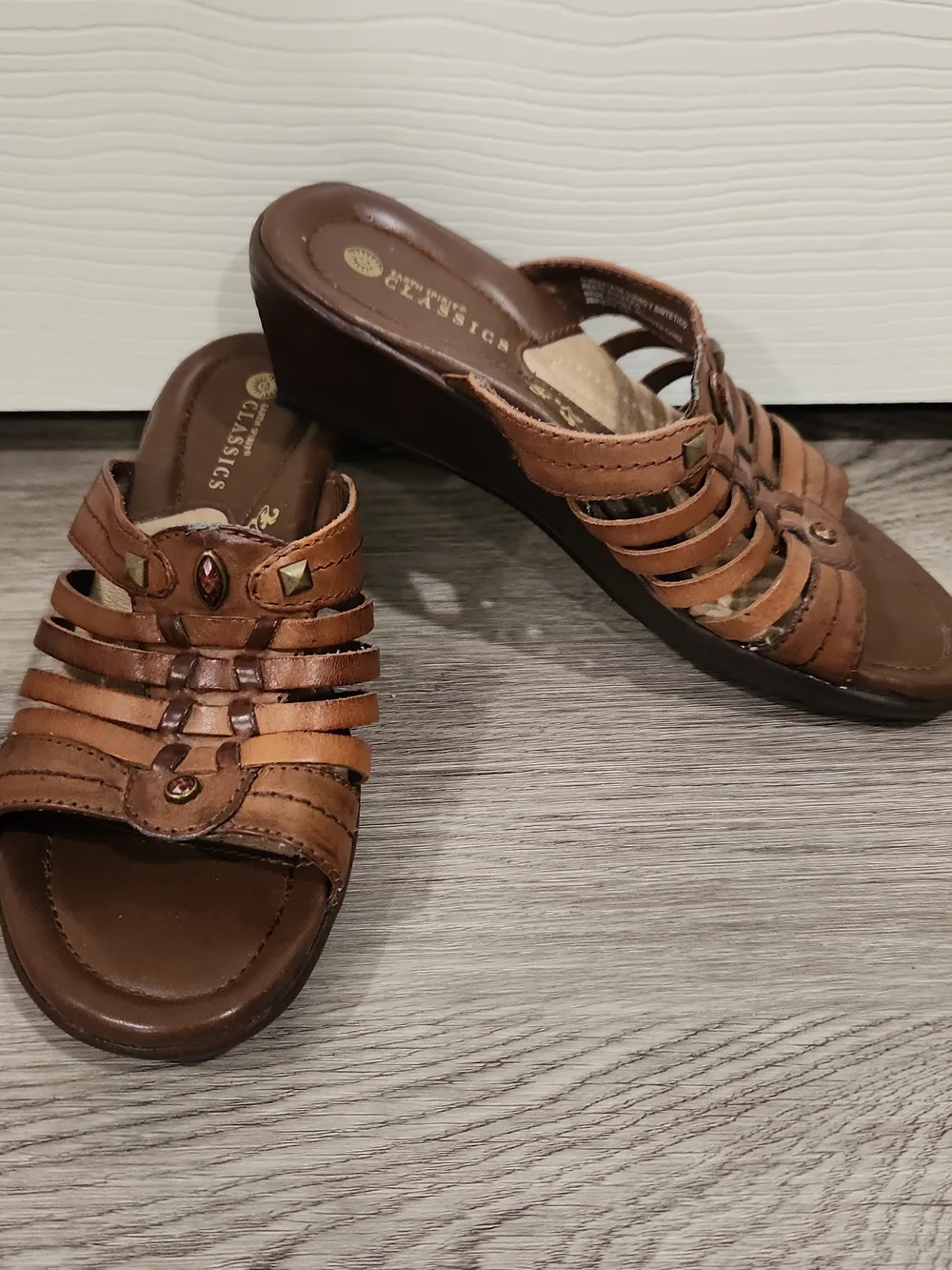 Earth Spirit Classics Ginny Brown Leather Strappy Wedge Slide Sandals Womens 5.5