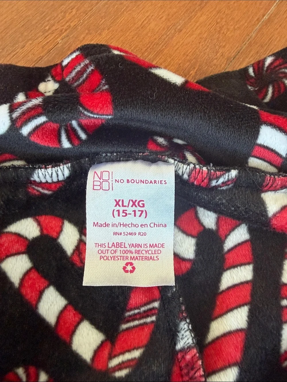 No Boundaries motifs lounging