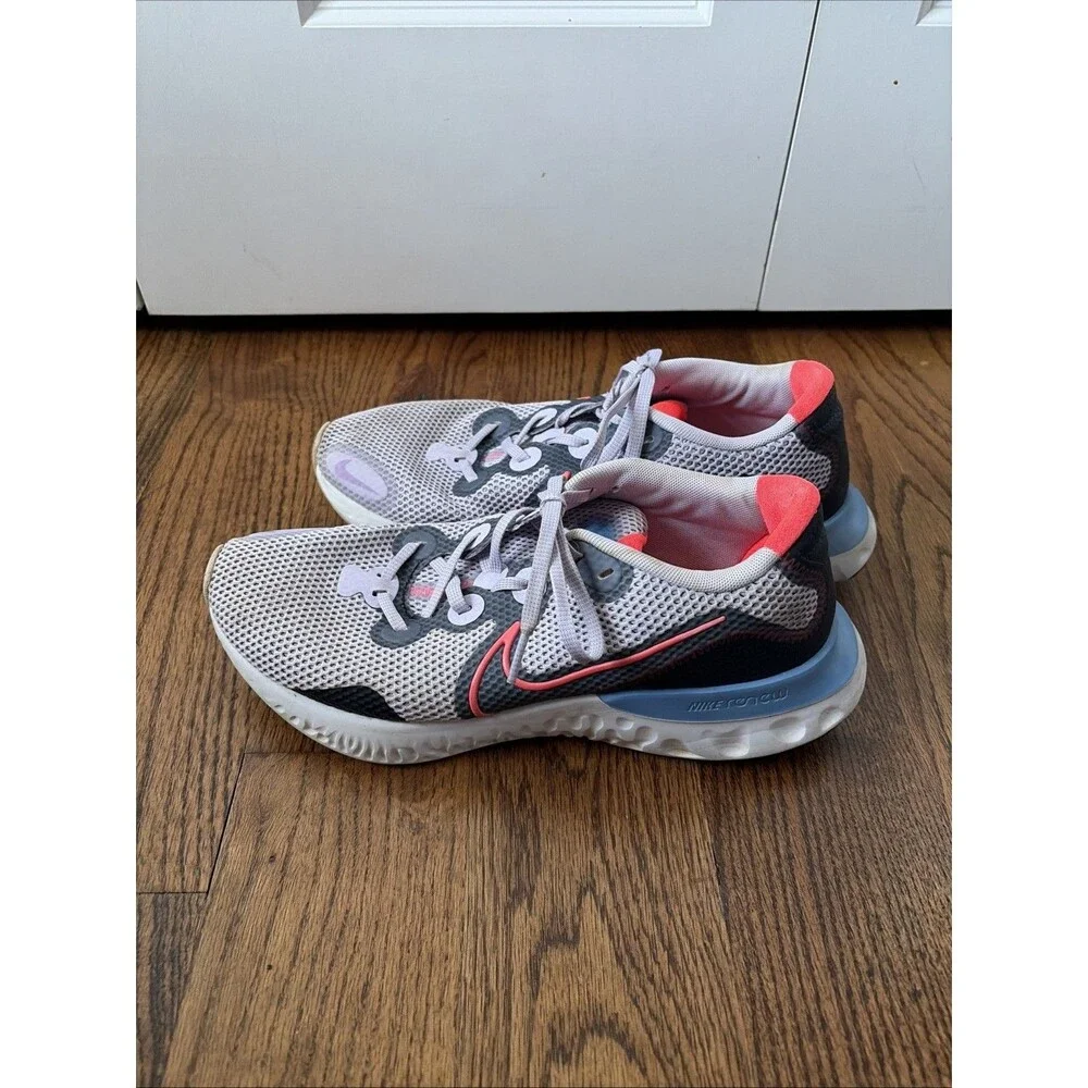 Nike renew run