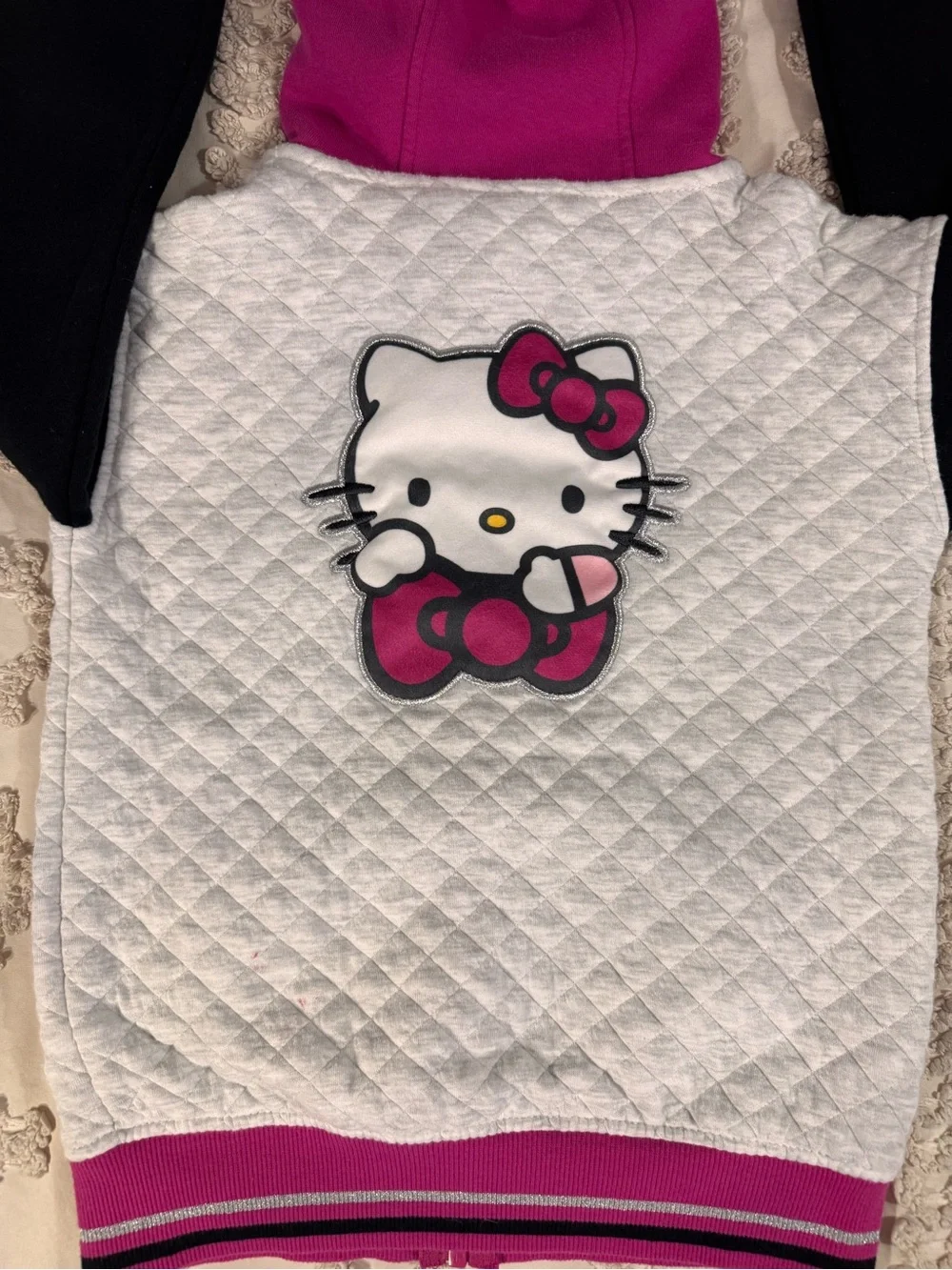Hello Kitty white quilted