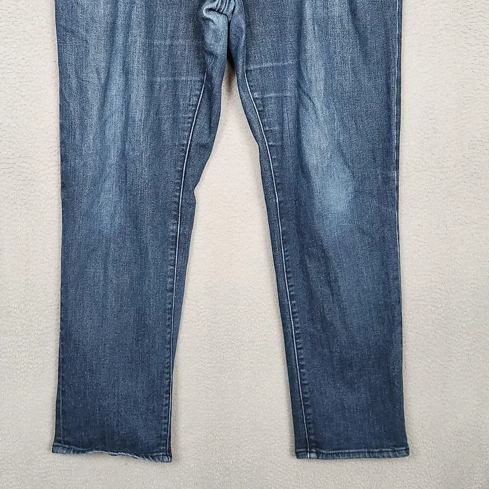 Banana Republic brand banana