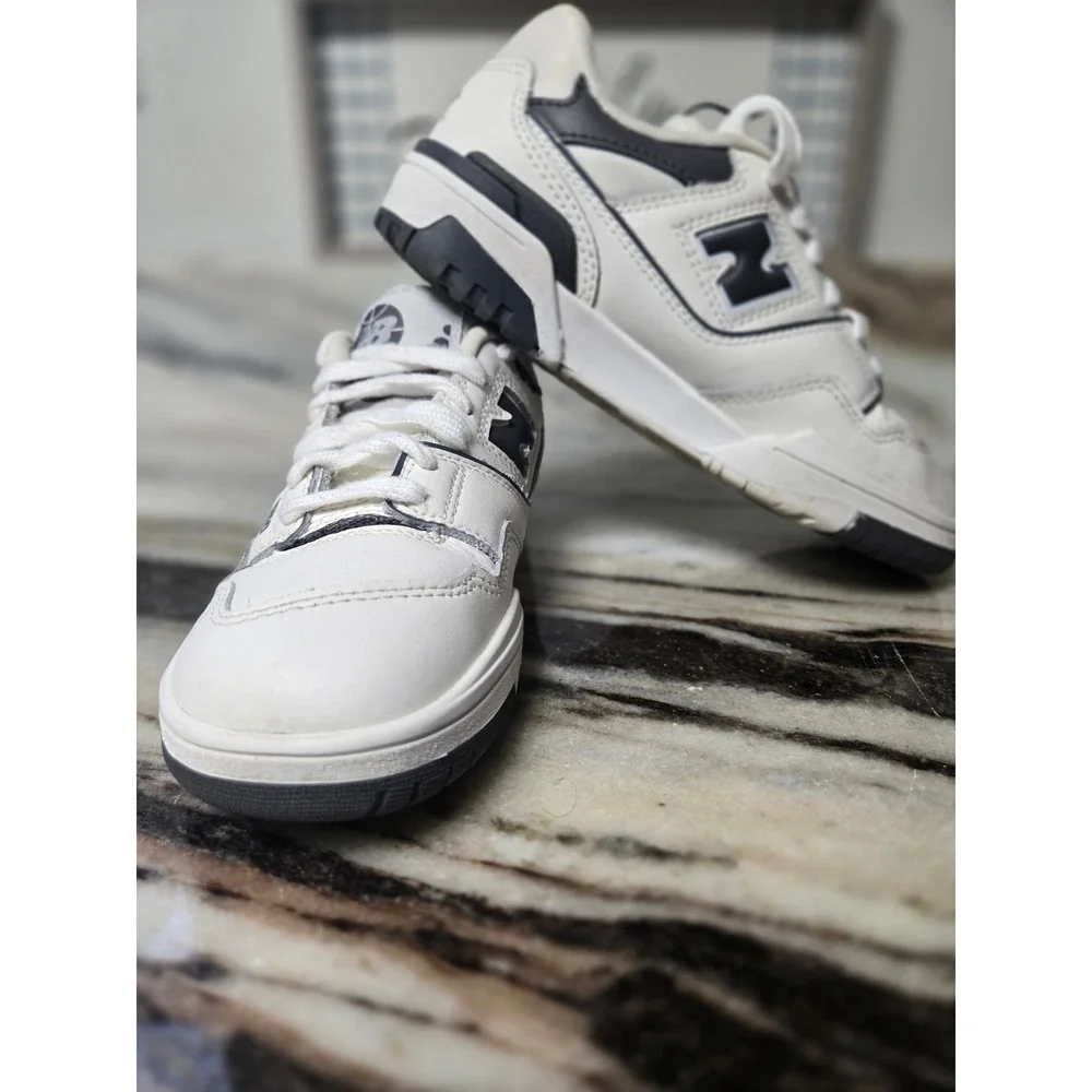New Balance 550 Kids Sneakers White Black PSB550BH Size 2 US Youth Low Top