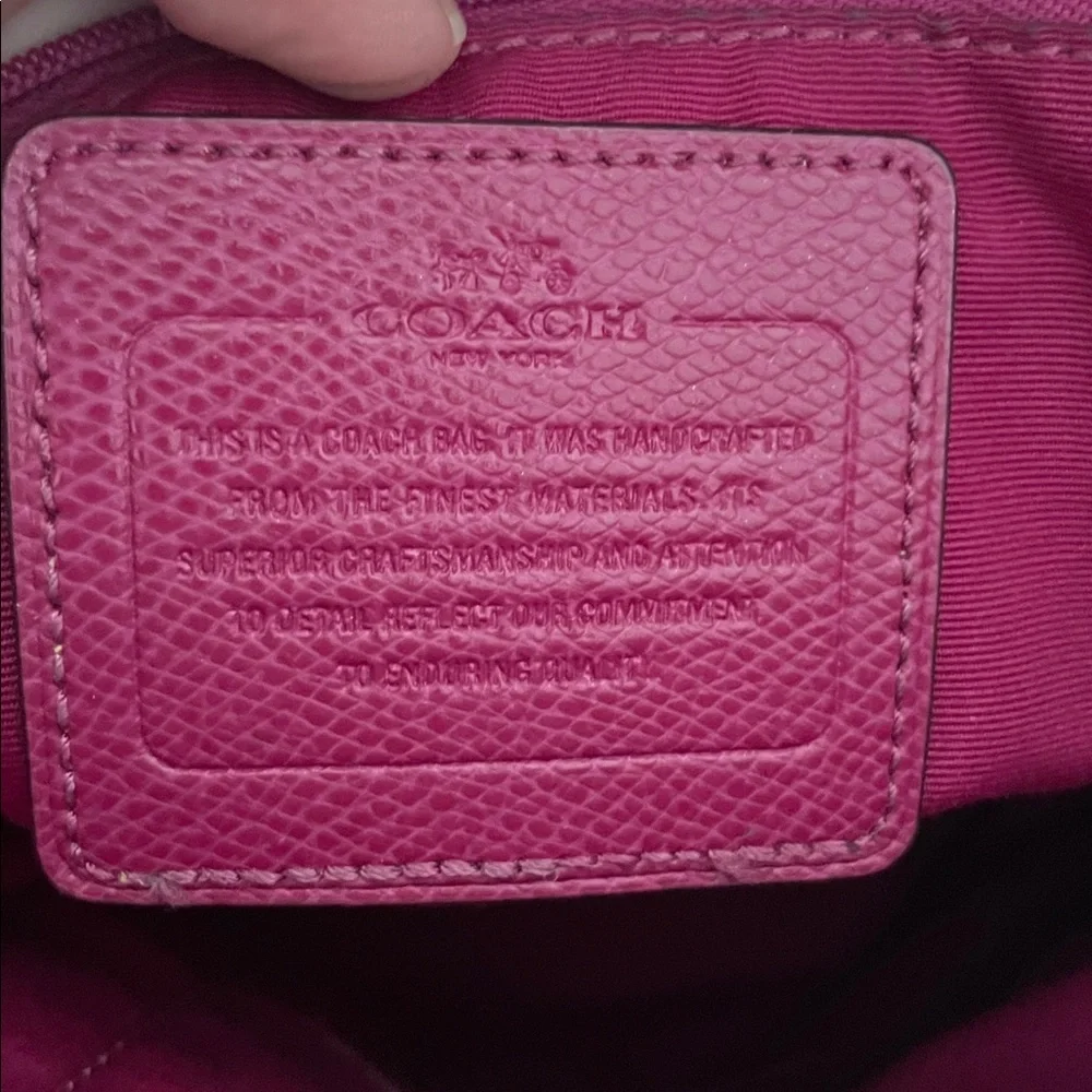 Coach tote signature