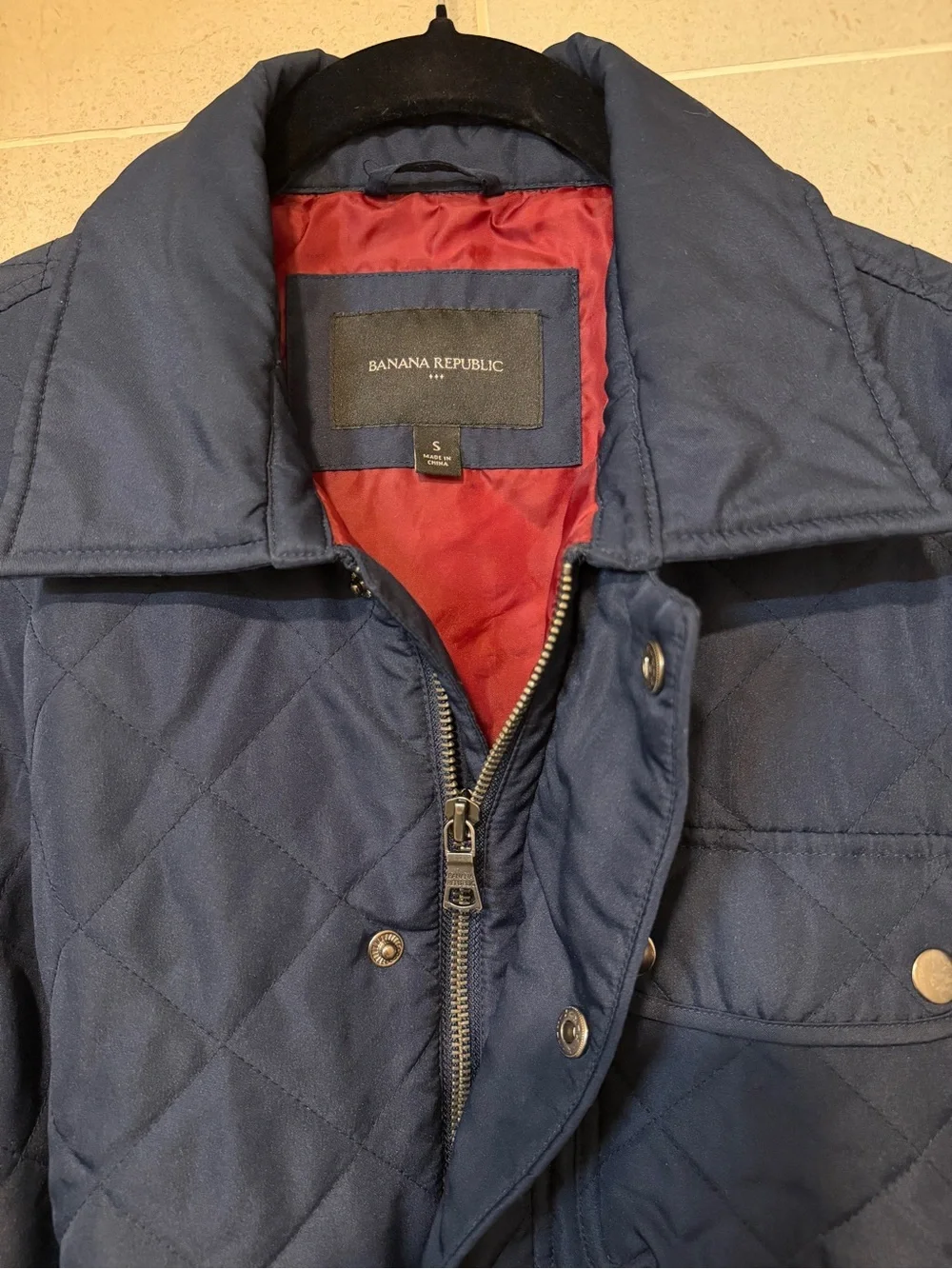 Banana Republic it’s navy