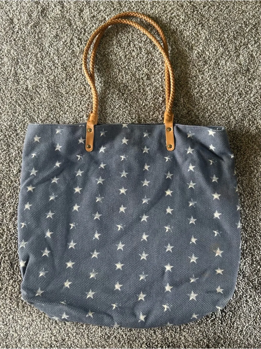 Mossimo Supply Co. excellent pictured bag