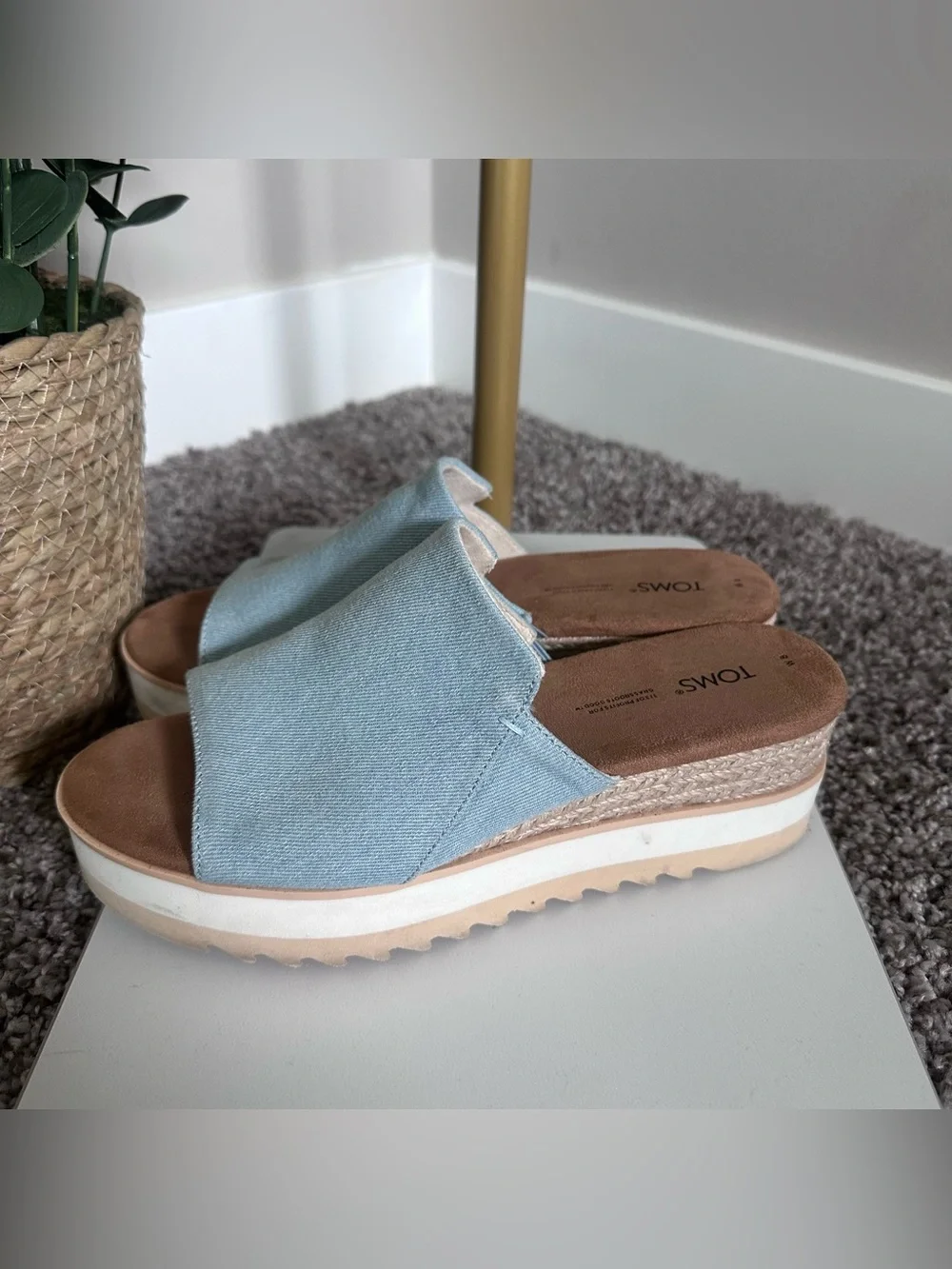 Toms comfortable only fit