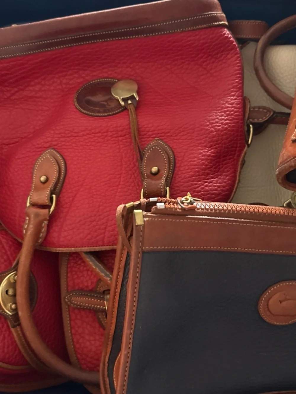 Dooney & Bourke please read
